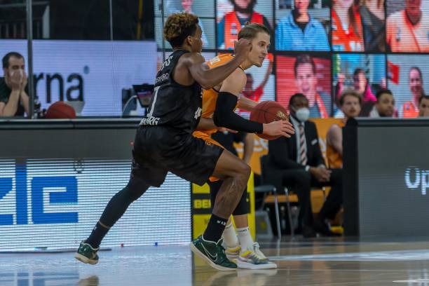 手进军16 手进军16